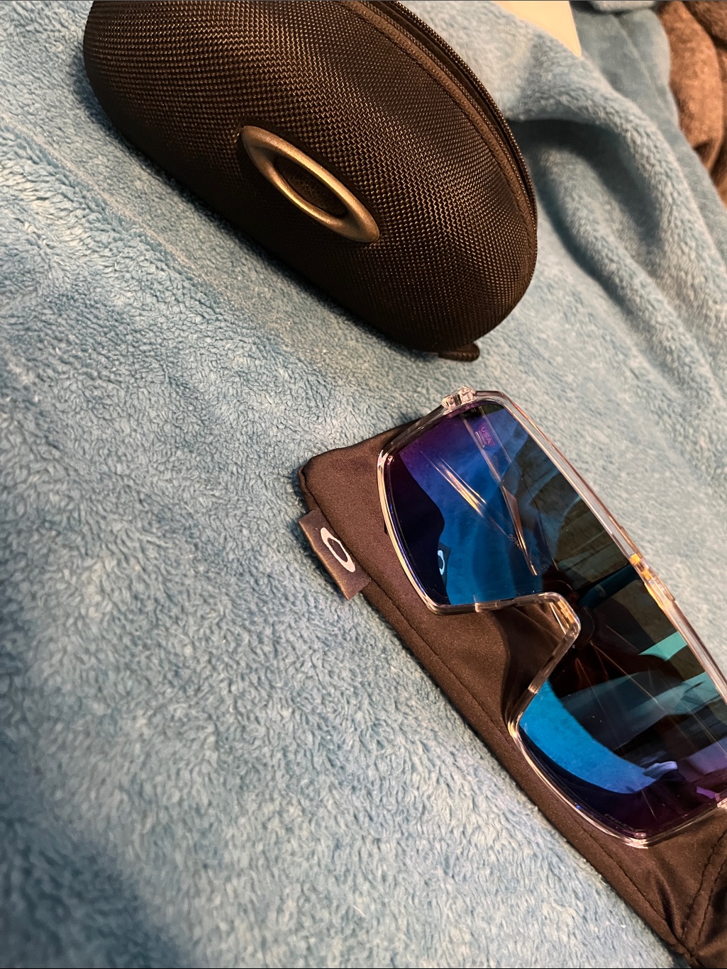 Oakley Clear Frame Sunglasses With Blue And Purple Mirrored Lenses